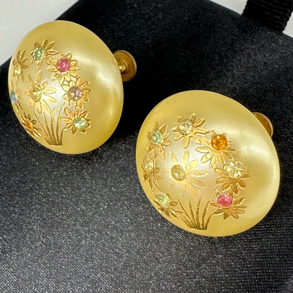 VINTAGE Multicolored Rhinestone Pearlescent Screwback nonpierced Earrings - Picture 3 of 11